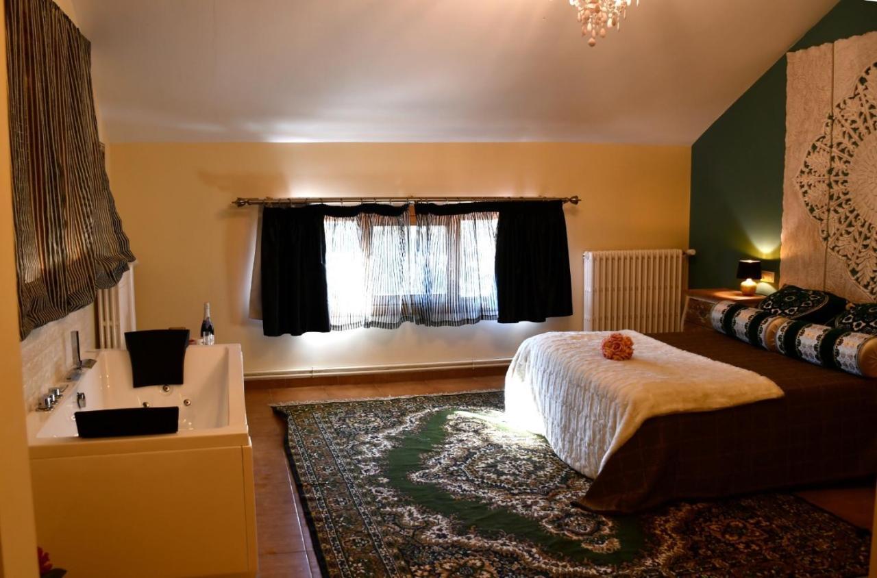 Hospederia Casa Martell Hotel Дарока Екстериор снимка