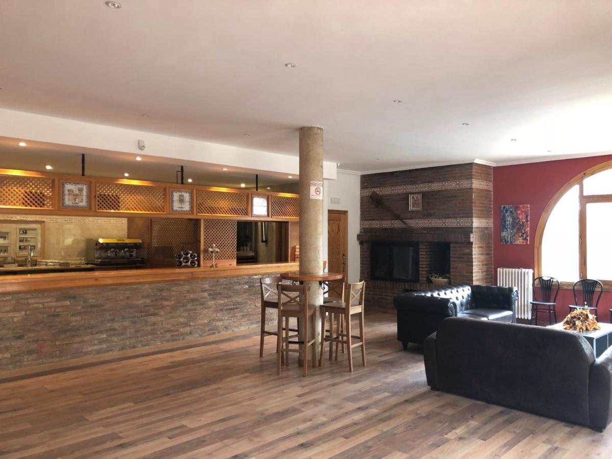 Hospederia Casa Martell Hotel Дарока Екстериор снимка